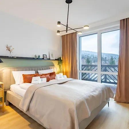 Zeromskiego 15b/6 Шклярска-Поремба